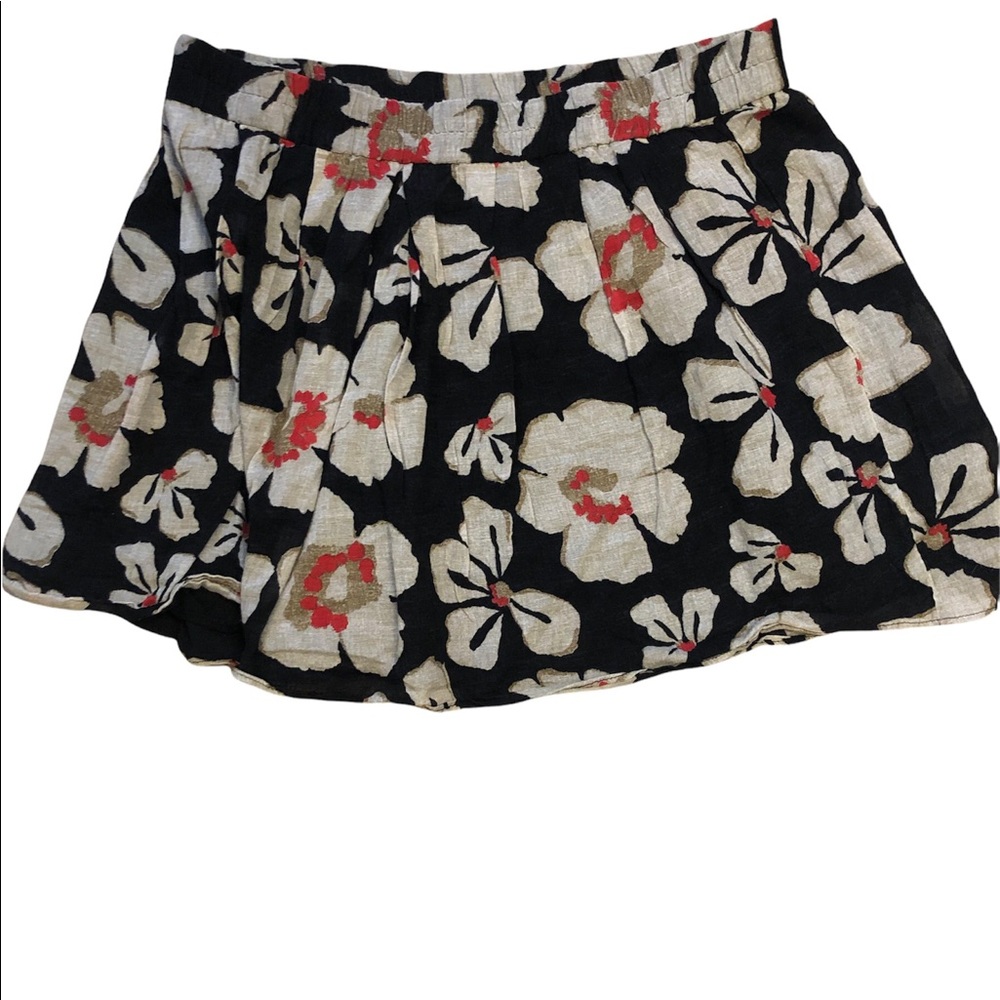 Black and Beige Floral A-Line Gap Mini Skirt